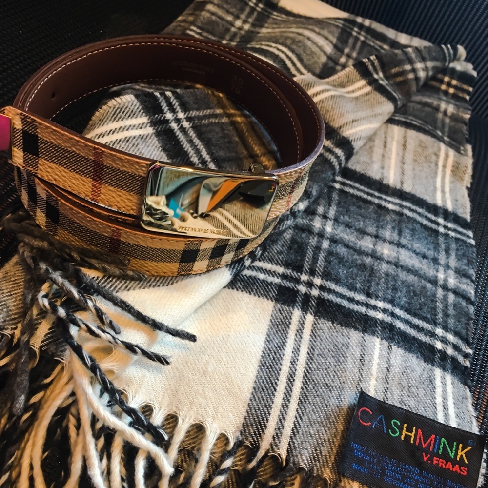Burberry nova check belt & bonus item!